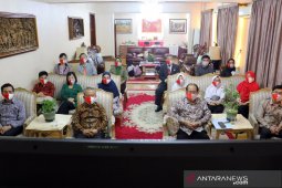 Staf KBRI Pyongyang tinggalkan Korut lewat China