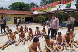 Tahanan Polsek Medan Helvetia dijemur cegah penyebaran COVID-19