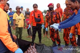 Nelayan Sukabumi hilang tenggelam di laut Muara Cibuni