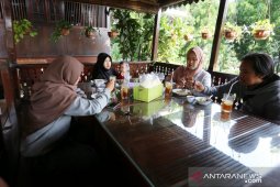 Pondok Bahrein Bogor sajikan pempek hingga pindang khas Palembang