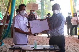KKP-BPD Bali salurkan dana upah tenaga kerja program kebun terumbu karang