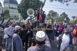 Umat Muslim di Kota Medan kecam Presiden Prancis