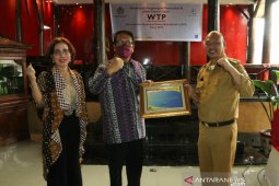 Raih plakat penghargaan WTP, Bupati Nikson : Prestasi demi senyum bahagia Taput