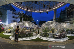 Infeksi meningkat, Singapura tetap mencoba hidup dengan COVID-19