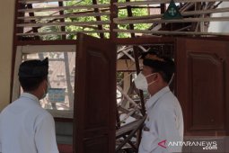Pjs Bupati Karangasem tinjau gedung sekolah roboh