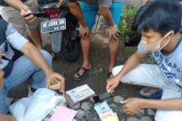US national arrested in Mataram for smuggling drugs