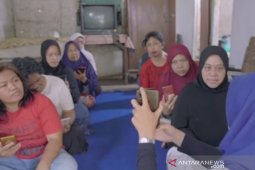 Nasabah PNM Mekaar Cempaka antusias ikuti PKU TUNM berbisnis online