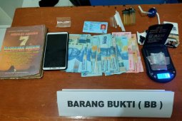 Edarkan sabu-sabu, seorang lansia di Buton terancam 20 tahun penjara