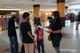 Duta Mall edukasi penggunaan masker standar anjuran Kemenkes
