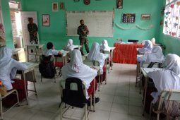 Siswa SD di Aceh Jaya dapat sosialisasi penerapan Prokes dari TNI