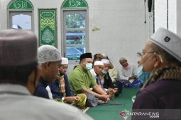 Sajadah Fajar di Masjid Al Qurbah, Gubernur Babel Dengarkan Suara Masyarakat