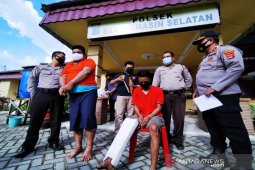 Dua pelaku pembunuhan di Banjarmasin dihadiahi tembakan di kaki
