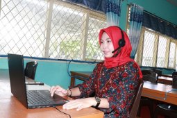 Guru dituntut mampu mendesain media pembelajaran secara daring