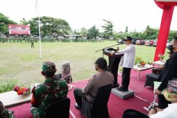 Bupati Banyuwangi pimpin apel gelar pasukan Satlinmas pengamanan Pilkada 2020