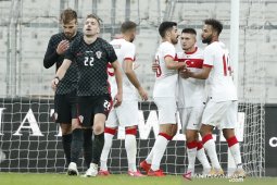 Hujan enam gol warnai laga persahabatan Internasional Turki vs Kroasia