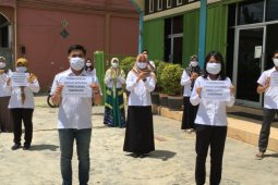 Tepuk Tangan 56 Detik di Hari Kesehatan Nasional 2020