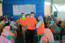 Pjs wali kota silaturahmi dengan petugas kebersihan
