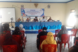 Guru SMP - SMA Rasau Jaya ikut sosialisasi sekolah siaga kependudukan