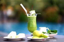 Aston Gorontalo tawarkan minuman sehat dengan tampilan menarik