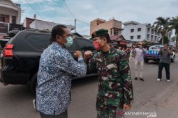 Tepuk tangan 56 detik peringati HKN di Kota Padangsidimpuan