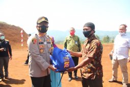 Polres Lebak  bantu sembako bagi warga korban bencana alam