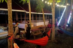 Patroli pemukiman imbau warga selalu mematuhi protokol kesehatan