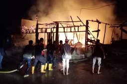 Tiga kios di Aceh Timur terbakar