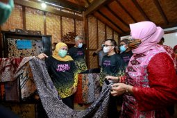 Gubernur Khofifah semangati pelaku UMKM Banyuwangi