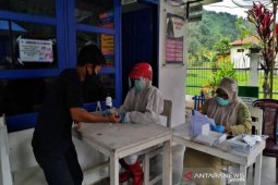Cegah COVID-19, KPPS Ulu Pungkut Madina di rapid test