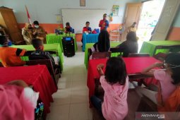 Siswa SD di Parigi Moutong  diberi pemahaman mitigasi bencana