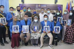 FISIP UMSU berikan penghargaan kepada mahasiswa berprestasi