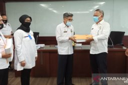 Jauhar Serahkan SK Penetapan Lokasi Tahap II Bandara Ujoh Bilang