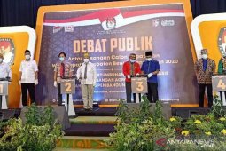 Mox Fu Tjhiu - Aliong berjanji tingkatkan ekonomi Bengkayang berkualitas