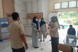 Giliran kantor Samsat Muarasabak dapat bantuan Bina Lingkungan dari Jasa Raharja