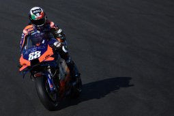 Oliveira raih pole position perdana di MotoGP Portugal