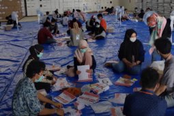 KPU Samarinda terapkan protokol kesehatan saat sortir surat suara