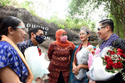 Desainer: Pewarnaan tenun ikat Kota Kediri ikuti tren