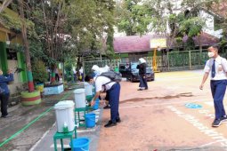 Empat SMPN Banjarmasin simulasi belajar tatap muka melalui pola berbeda