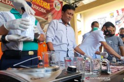 Aktifitas rumah produksi sabu di Lombok Timur terbongkar,  delapan orang ditangkap