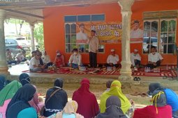 Warga mengaku tersentuh dengan program ZR tentang santunan anak yatim dan orang jompo