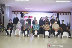 Bupati HST buka secara resmi pertunjukan Virtual Seni Rakyat Tradisional