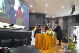 Prosesi wisuda ULM berlangsung singkat hanya satu jam