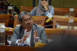 Penghapusan BBM Premium, Anggota DPR ingatkan pelemahan daya beli