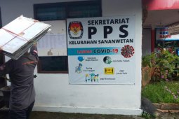 KPU Kota Blitar tunggu kiriman APD untuk pilkada