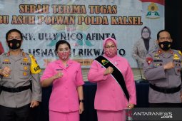 Pengukuhan Ibu Asuh Polwan Polda Kalsel