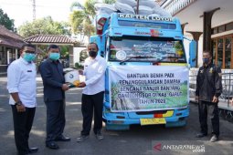 Kementan salurkan 10 ton benih padi untuk petani korban banjir di Garut