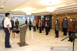 Luhut nyatakan tidak ada yang salah dengan regulasi terkait benih lobster