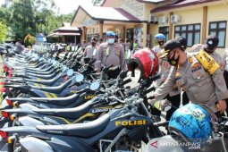 Tingkatkan layanan masyarakat, Kapolres Simeulue periksa kendaraan dinas anggota Polri