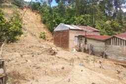 Curah hujan tinggi, 42 rumah di Simalungun tertimpa longsor