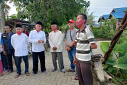 Paslon "tampil" janjikan perbaikan jalan dan jembatan desa balimau pendawan hst